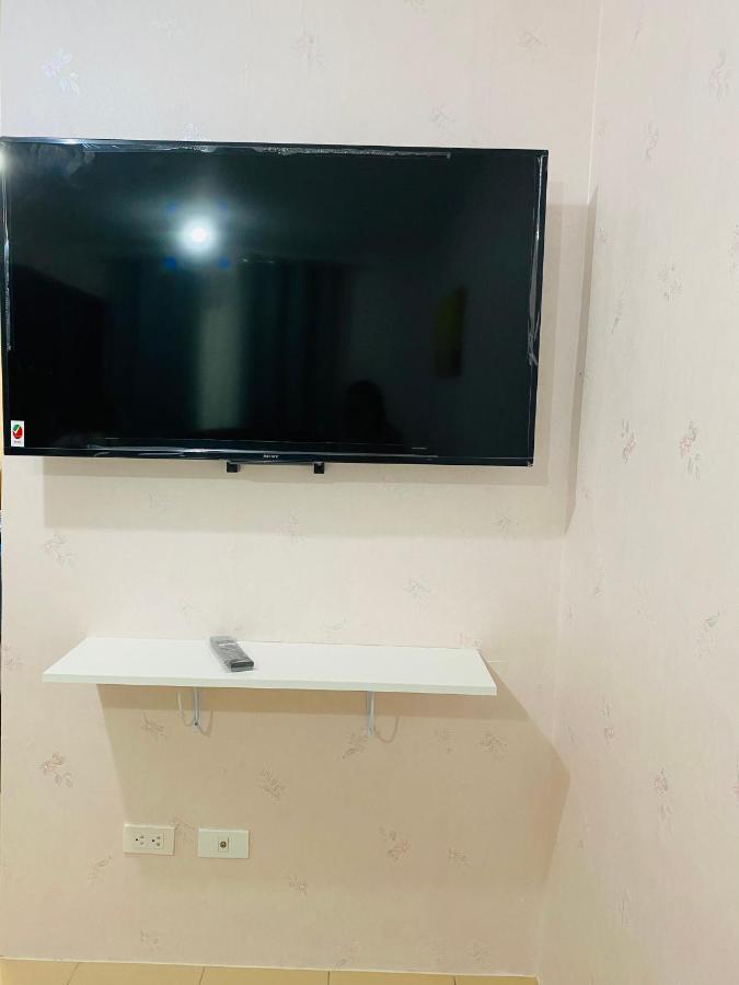 8 Spatial Condominium Davao Экстерьер фото
