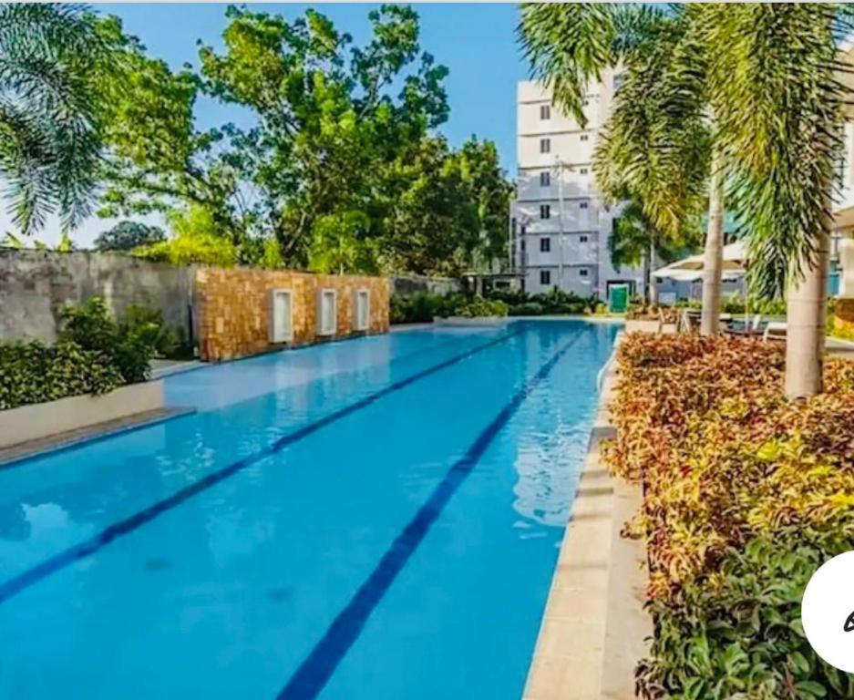 8 Spatial Condominium Davao Экстерьер фото